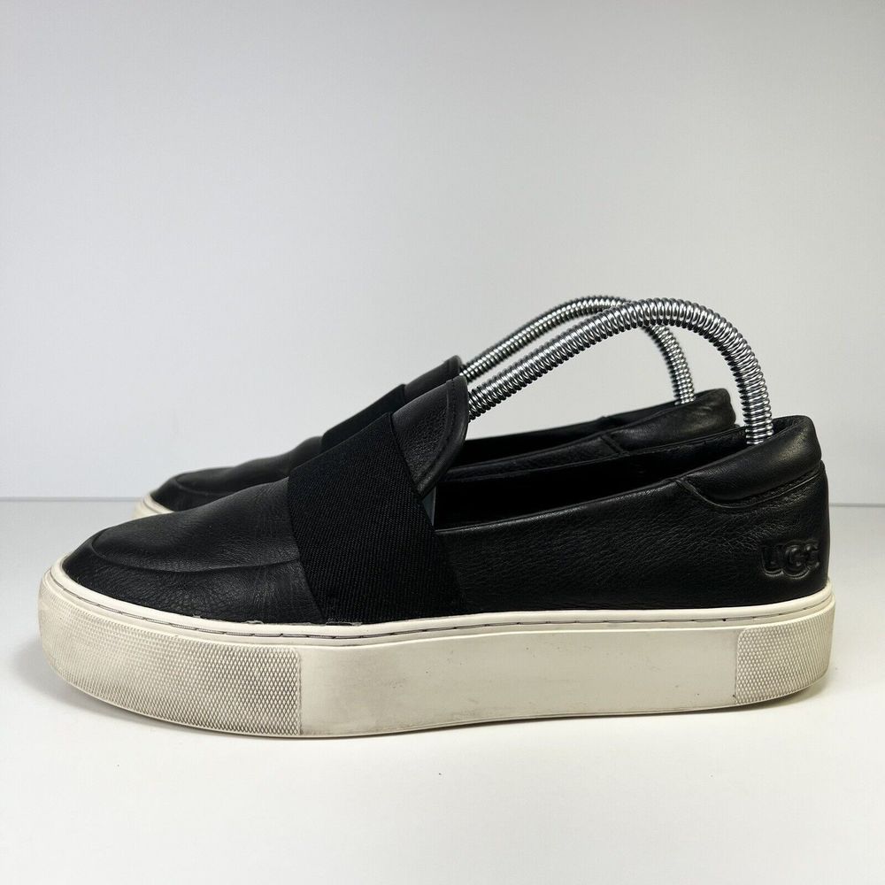UGG Womens 8 Loafers Slip On Black Leather Casual Low Top 1112415